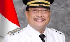 Profesor Sutan Nasomal Penanggung jawab Timpas 1 Yakin Golkar Aceh Singkil Di pimpin Safriadi Oyon SH Akan Maju Melambung,!! 